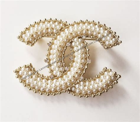 broche chanel perlas|Brooch .